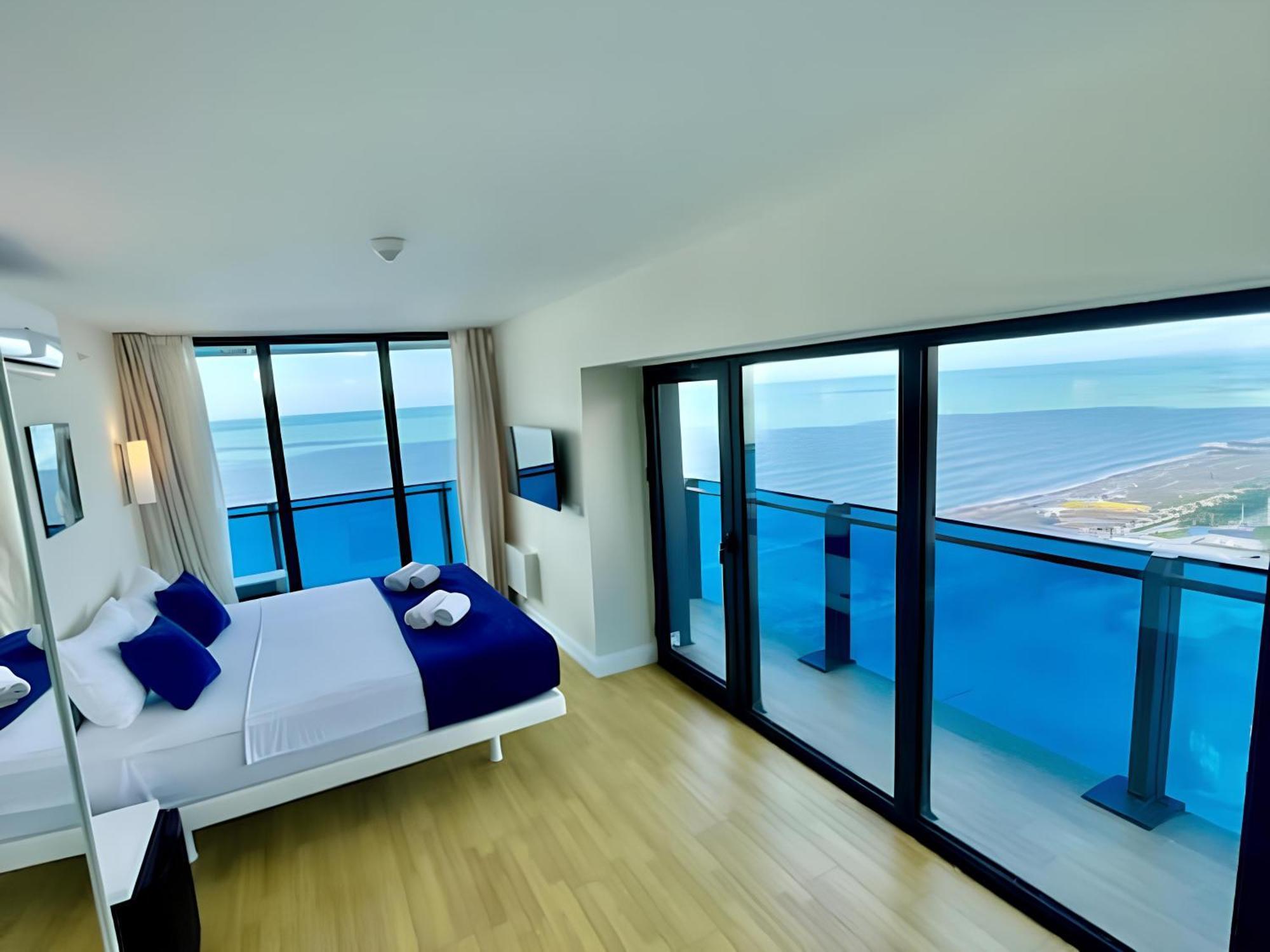 Orbi Panoramic 5*