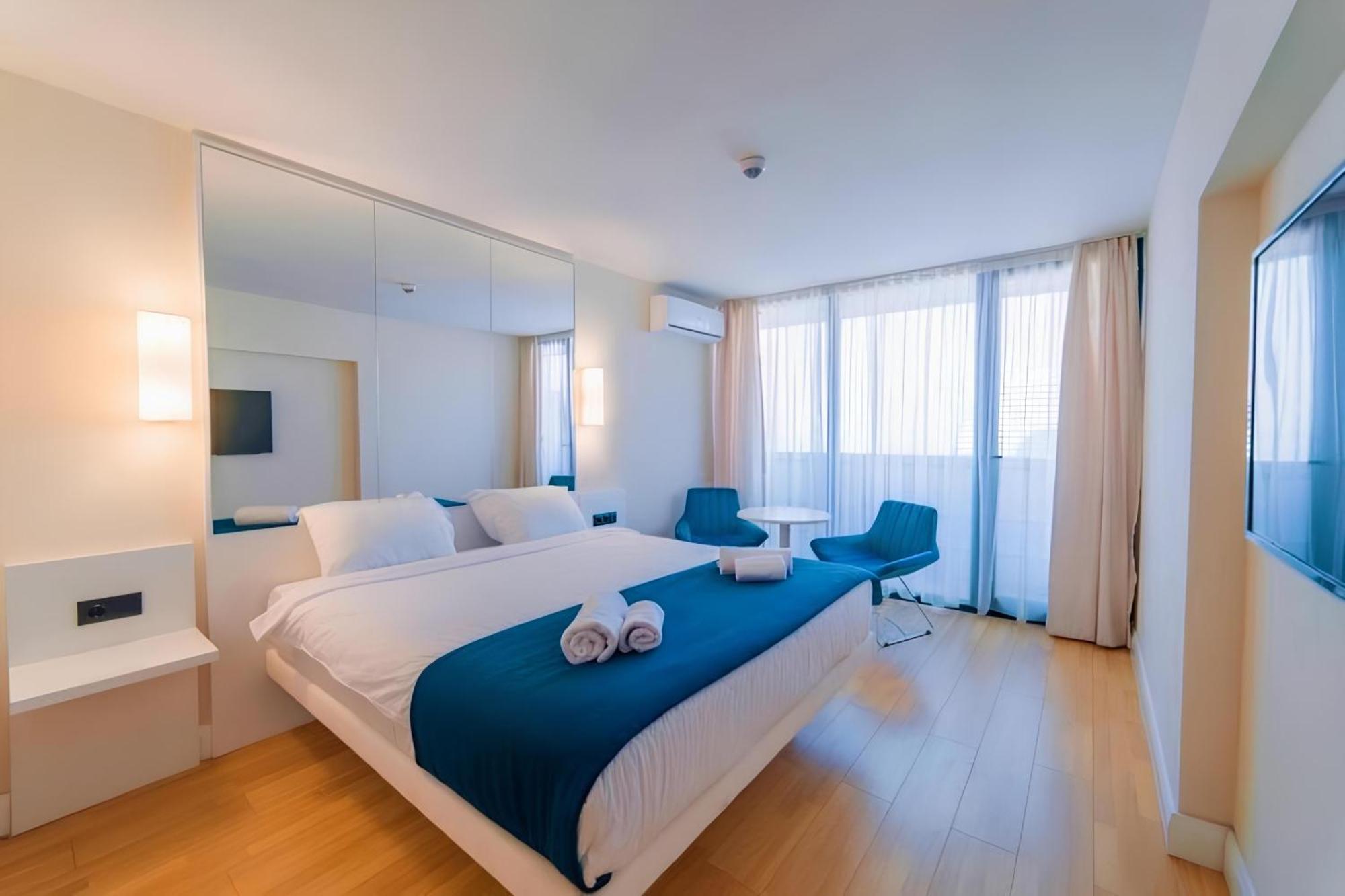 Orbi Panoramic 5*