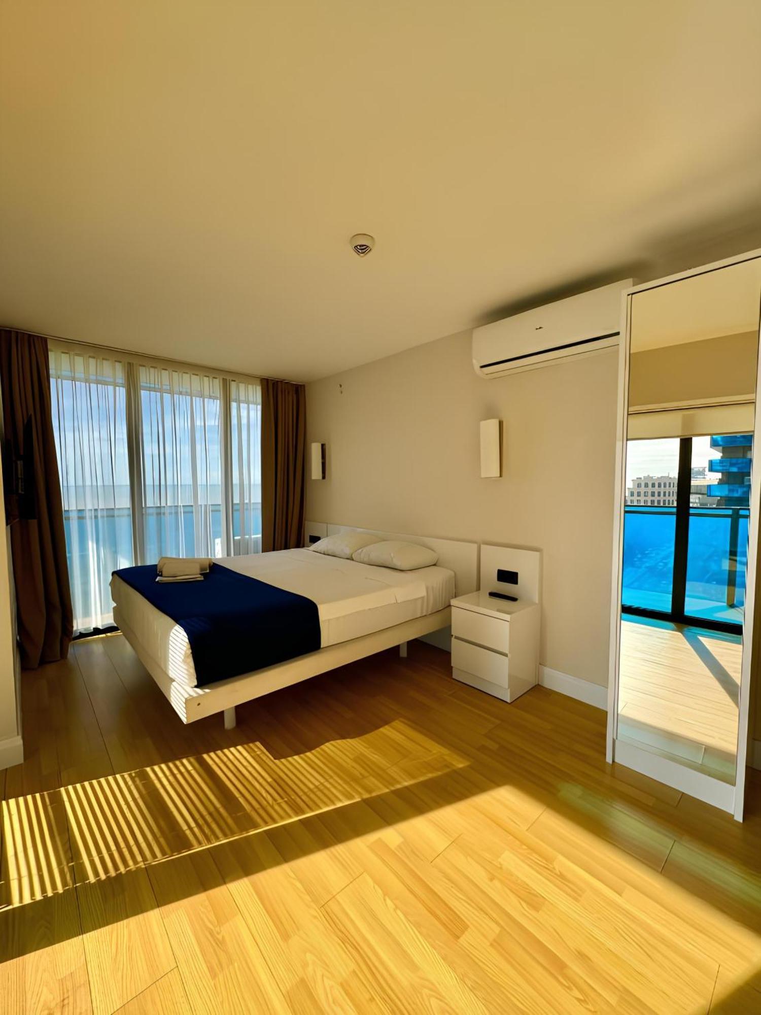 Orbi Panoramic Apartament Batumi