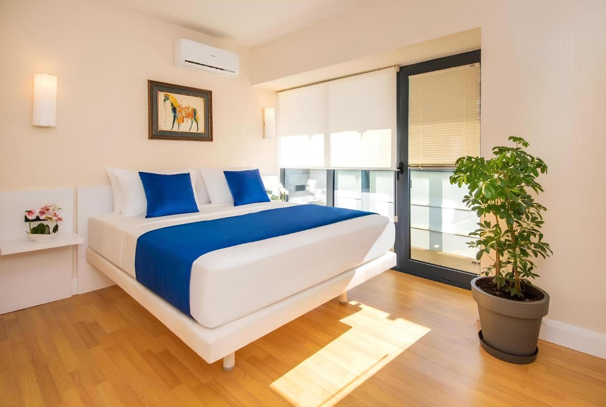 Orbi Panoramic 5*